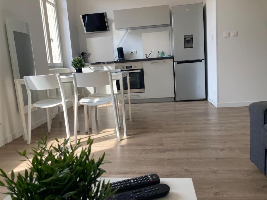 Magnifique T2 J Jaures Avec Garage Apartment Сент Етиен Екстериор снимка