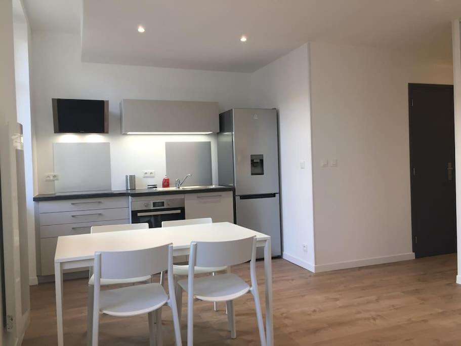 Magnifique T2 J Jaures Avec Garage Apartment Сент Етиен Екстериор снимка